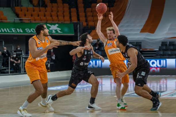 心球员的发 心球员的发