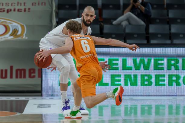 还在全国性 还在全国性