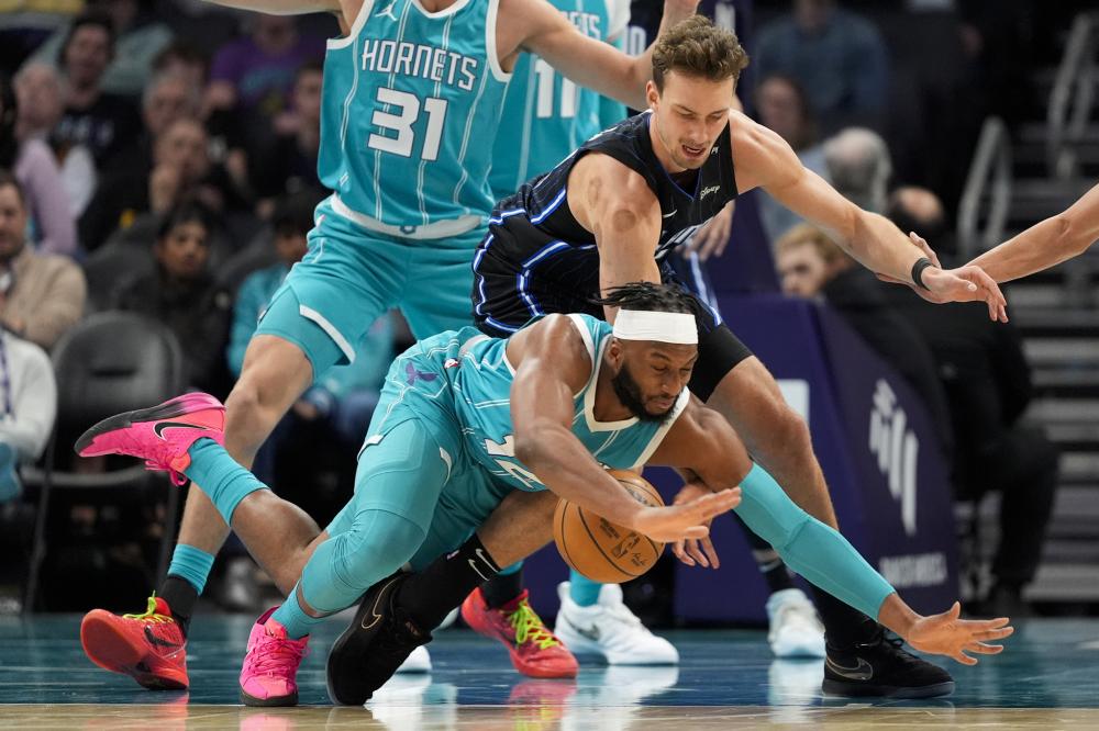 次打出亮眼 次打出亮眼