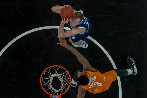 安塞尔米诺 安塞尔米诺