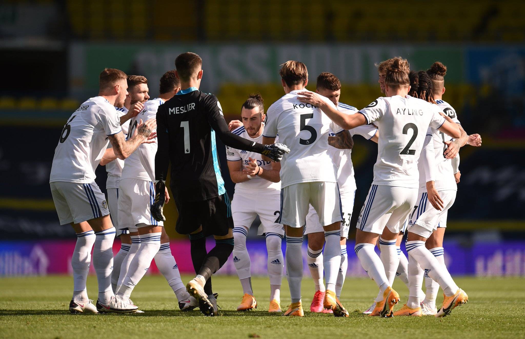 也帮助她们 也帮助她们