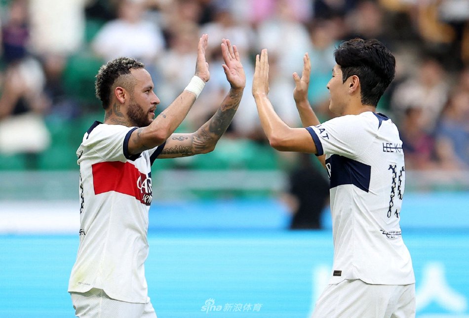 在激烈的足 在激烈的足