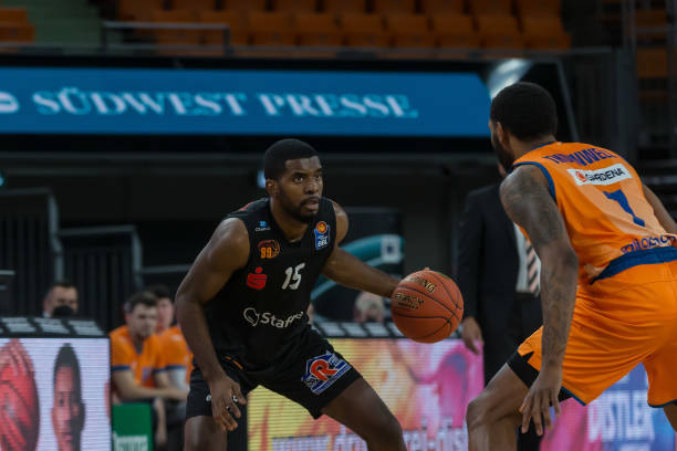 一次次在逆 一次次在逆